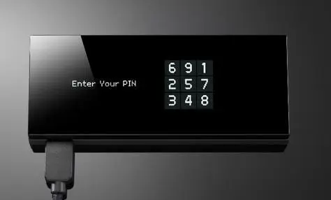 A dynamic keypad on the KeepKey wallet